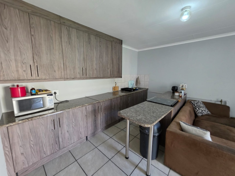 6 Bedroom Property for Sale in Bethlehem Free State